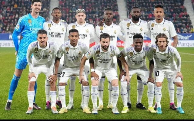 レアル・マドリーがリバプール戦に向けた招集メンバーを発表！ 体調不良のクロース＆チュアメニは招集外に《CL》