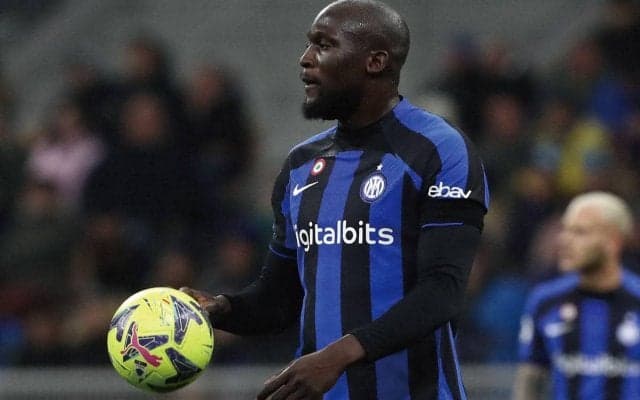 インテル幹部、完全移籍移行を望むルカクに本領発揮求める   「関係を継続するには…」