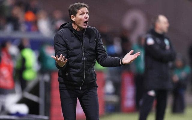 「あまりにも多くのミス」ホームでナポリに敗れたフランクフルト、「今は失望」も指揮官は2ndレグの逆転に意気込む