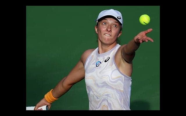 シフィオンテク 圧勝で8強