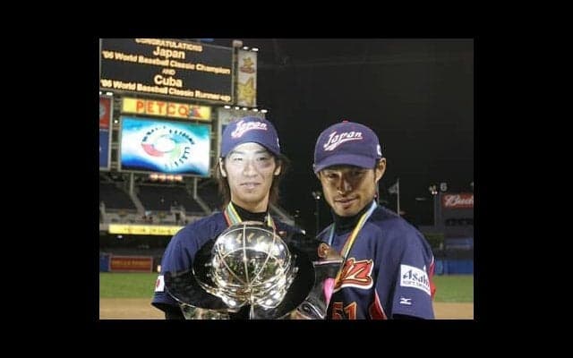 初代WBC侍ジャパンの西岡剛が振り返る、アメリカ戦のタッチアップ、韓国戦での「完璧」な一発、気まずかったシャンパンファイト