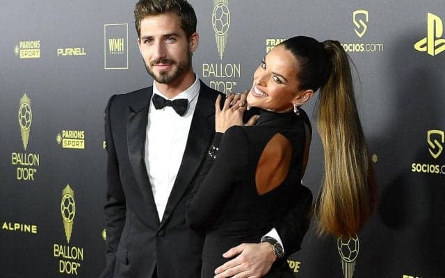 「完璧すぎる」「これこそが女神」鎌田＆長谷部の同僚、ドイツ代表GKのモデル妻のサンバ衣装姿に称賛の声続出「危うく事故流とこだった」