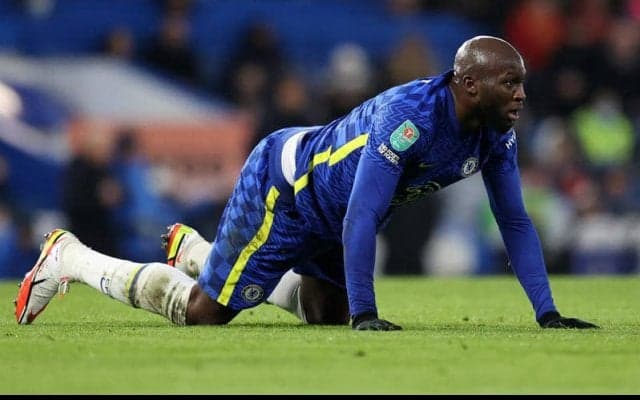 ストライカー不足のチェルシーは「ルカクにチャンスを与えるべき」 ファーディナンド氏がクラブに助言