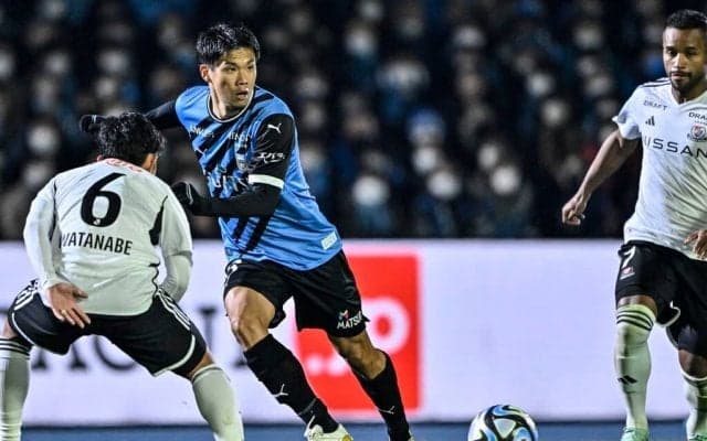 川崎の偽SBシステム「山根視来ロール」はどのように導入されたのか、キャンプ中の実装過程を紐解く…11ゴールを決めた鳥栖戦と開幕戦との違い