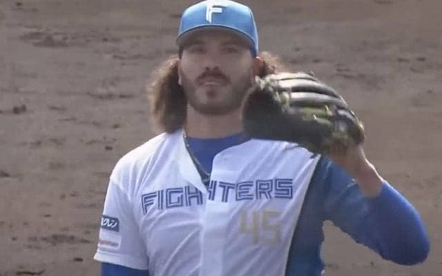 「こんなん宇宙最強投手」　最速160キロに打者唖然…2年目助っ人が「エグい」