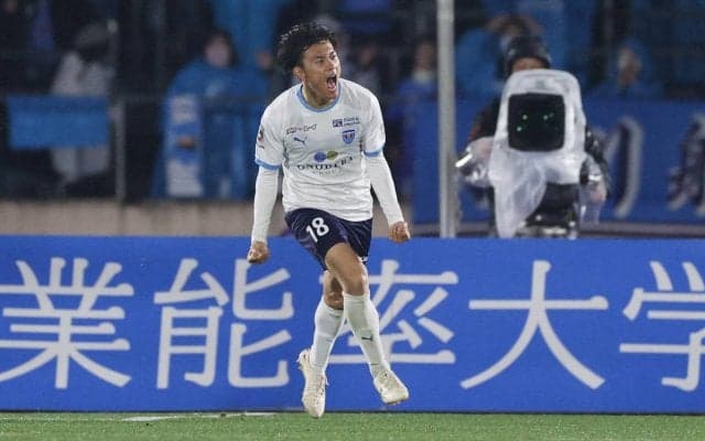 「まさに電光石火」開始12秒で昨季J2得点王・小川航基が見せつける！ 終盤には勝ち点1をもぎ取るヘッドで2得点「日本代表で見たい！」