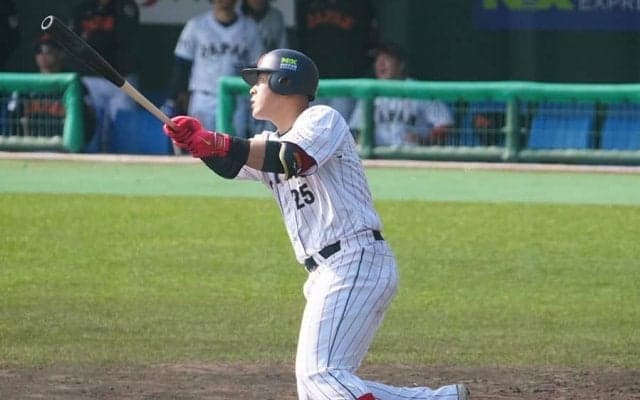 大活躍でも“立ち位置”微妙　あふれる岡本和真をどう起用する…首脳陣の秘策は？