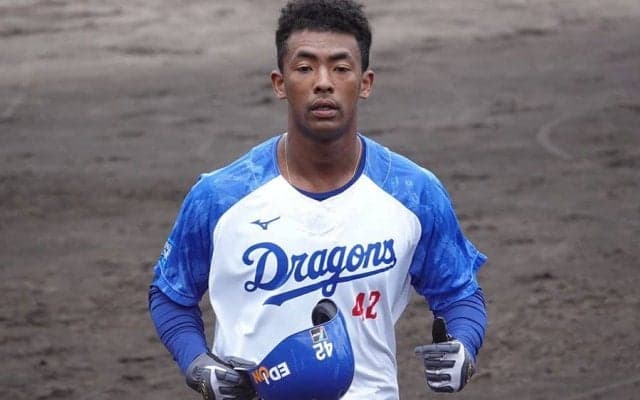 貧打の中日に大砲候補“飽和状態”　立浪監督もウハウハ…活況すぎる“第4の男”争い