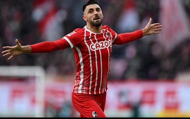 グリフォの直接FK弾もフライブルク、レバークーゼンに追いつかれドロー《ブンデスリーガ》