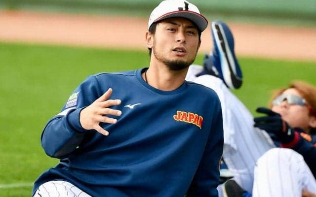 侍コーチ陣までダルビッシュ“塾生”に!?　立場を超えた信頼関係「僕らの中では先生」