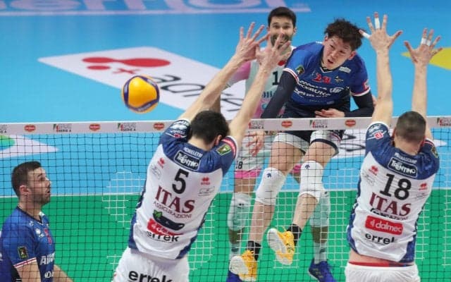 石川祐希のミラノ　トレンティーノに惜敗で、コッパ・イタリア準決勝敗退