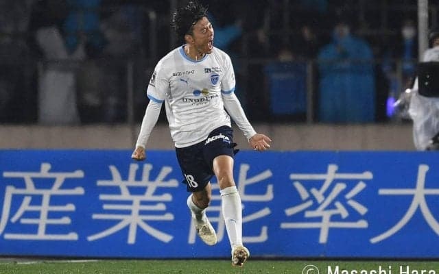 秒殺ゴールを生んだ小川航基の「ボールの収め方」と「冷静さ」【2023年のJリーグを盛り上げる日本人ストライカー】(1)