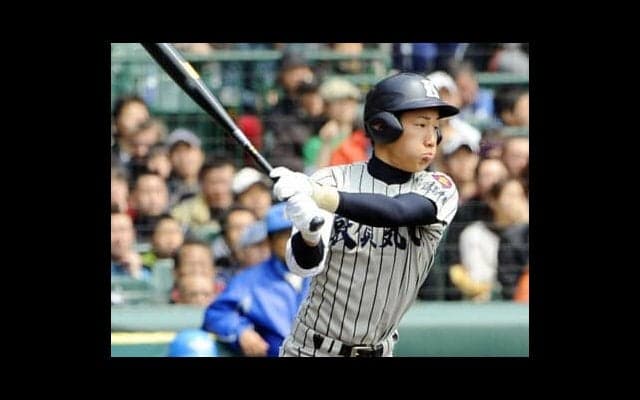 侍J戦士・吉田正尚に高卒→即プロをあきらめさせた男・釜田佳直が明かす「戦慄のサードフライ」と「果たされぬ出世払いの約束」