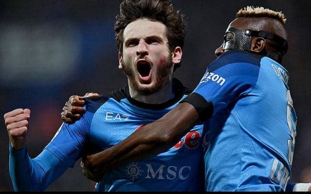 ビッグクラブ注目のクヴァラ、ナポリ移籍に一役買った元イタリア代表DFが語る  「彼に恋をした」