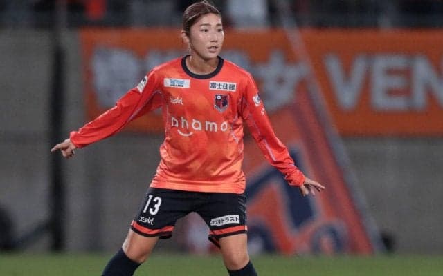 「可愛い過ぎる」「お洒落でめっちゃ可愛い」仲田歩夢のキャップ姿が話題、大宮の街に現れファンからは驚きの声も「普通に大宮に居るんだ」