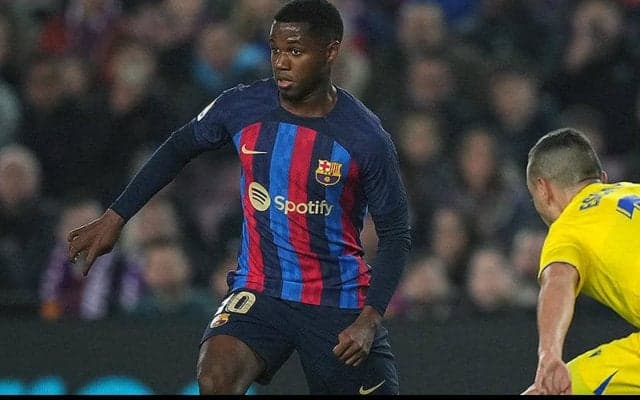 主砲不在もファティはメンバー入り！　バルセロナがコパ・クラシコの遠征メンバー発表