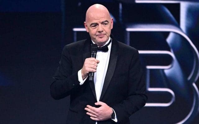 FIFA初のグローバル・ファンアンバサダーにブラジルの“スーパーモデル” アドリアナ・リマさんが就任！ヴィクシーエンジェルとしても長く活躍