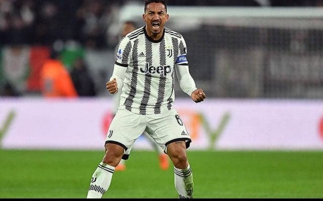 ユベントス、DFリーダーのダニーロと2025年まで契約延長！