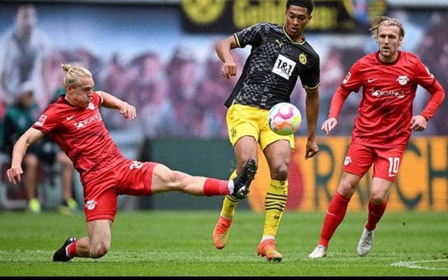 【ブンデス第23節プレビュー】金曜にドルトムントvsライプツィヒの上位対決、板倉vs堂安、浅野vs吉田