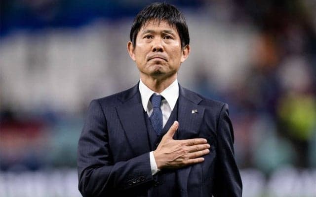 岸田総理が日韓戦の始球式に「この栄えある役目を全う」　中国戦では森保監督が登場