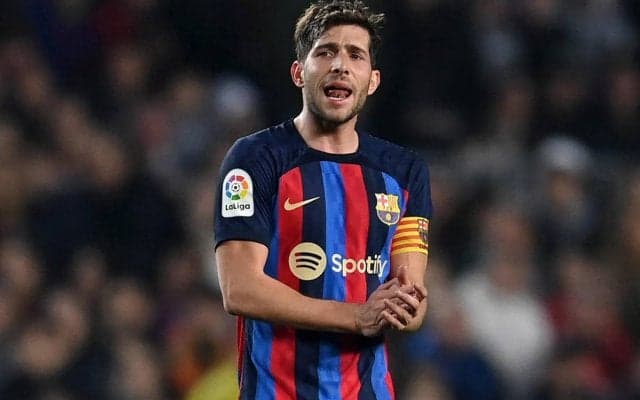 バルセロナがセルジ・ロベルトと1年の契約延長、契約解除条項は異例の約577億円