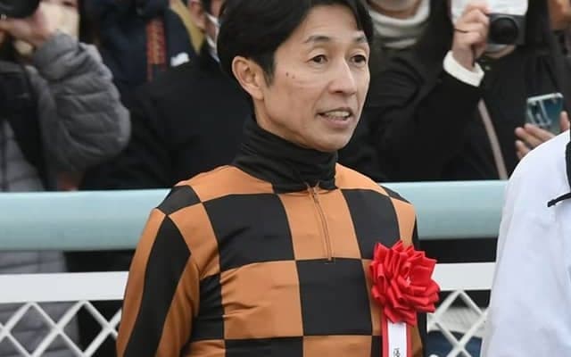 武豊騎手がデビュー以来37年連続JRA重賞3勝の記録を更新 チューリップ賞を逃げ切りV