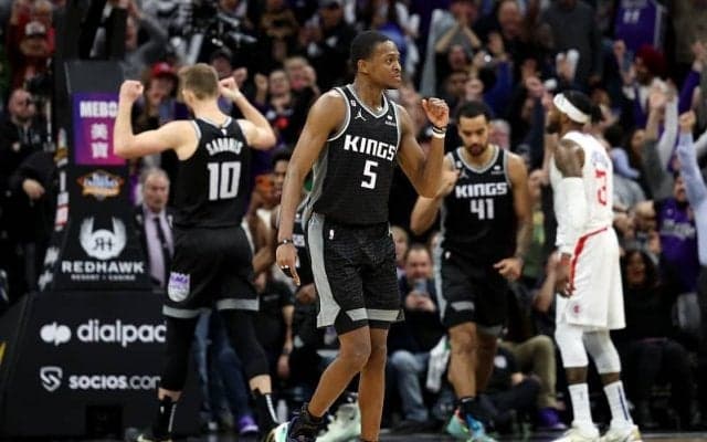 好調キングスを引っ張るディアロン・フォックス「タイトルを争うチームになりたい」