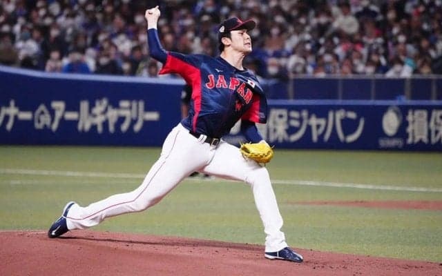 佐々木朗希、自己最速タイ164キロに場内騒然　ダル＆大谷の前で気迫の160キロ台連発