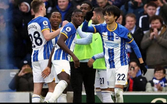 三笘の今季6点目などで4発快勝のブライトンがリーグ戦3試合ぶりの白星！《プレミアリーグ》