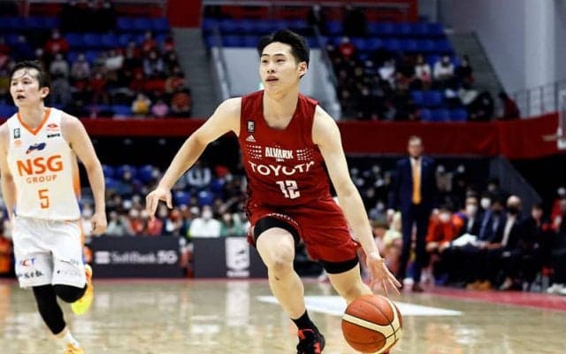 アルバルク東京で3試合に出場の宇都宮陸、特別指定選手の活動終了「またここに帰って来られるように…」