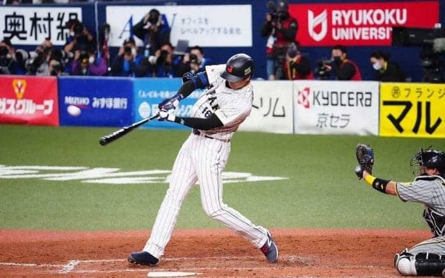 大谷翔平、驚異の2打席連発　詰まってるのに“確信弾”…膝つき1号に続き球場騒然
