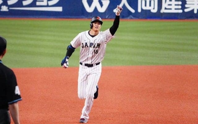 「次元が違いすぎる」　大谷翔平、日本の度肝を抜いた“凱旋アーチ”が「衝撃的」