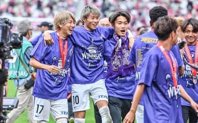 「かっこよすぎて泣ける」J1広島のカップ戦連覇への思いを込めた「あおり動画」が大絶賛！ 「泣くやんこんなん」とファンの心を掴んだ特別映像