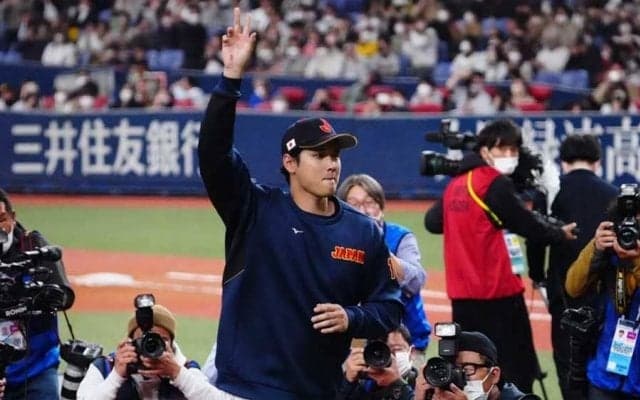 「凄いを通り越してる」「野球やめたい」　チーム内は驚嘆、大谷翔平2連発の衝撃