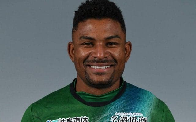 岐阜退団のMFへニキが関東1部の栃木シティへ加入「全力を尽くす事を約束します」