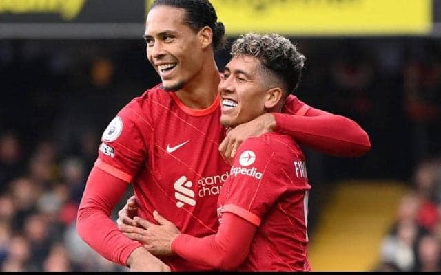 「レジェンドの1人として記憶されるべき」ファン・ダイクが退団確実のフィルミノを絶賛