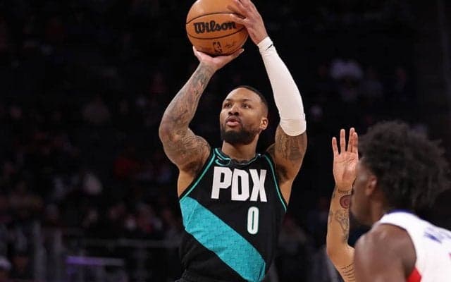 ブレイザーズがピストンズに勝利…好調のリラードはトリプルダブル達成