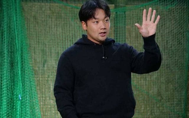 ボールを押し込み、ミート力を上げる　巨人・中田翔も取り入れた“羽子板バット”とは？