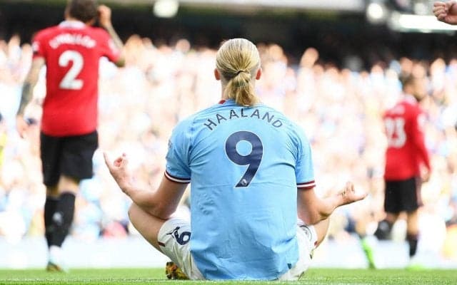 日本の若手俳優が写真集でまさかのハーランドの瞑想ポーズを披露！「絶対入れてほしいと強く言った写真」