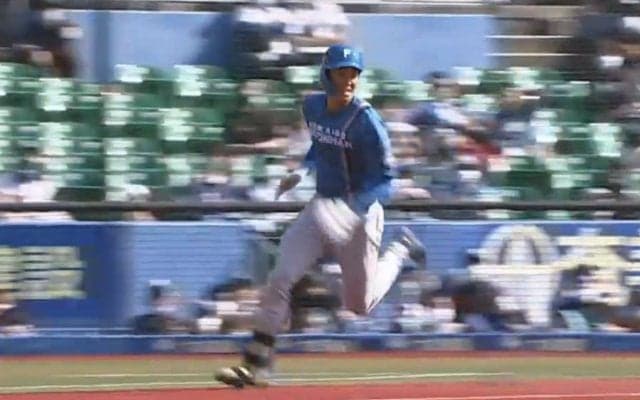 ハム石井一成が“快足”ランニングHR　藤原恭大が目測誤る間に一気に生還
