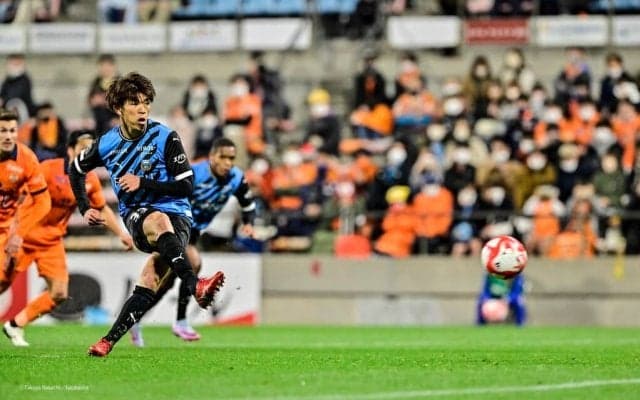 川崎、芸術的ボレーゴール出るもJ2清水に敗戦！ 現役高校生＆高卒ルーキー先発も、またも立ち上がりの失点でリズム崩す…鬼木監督「相手の時間に全員でどれだけ共有できるか」