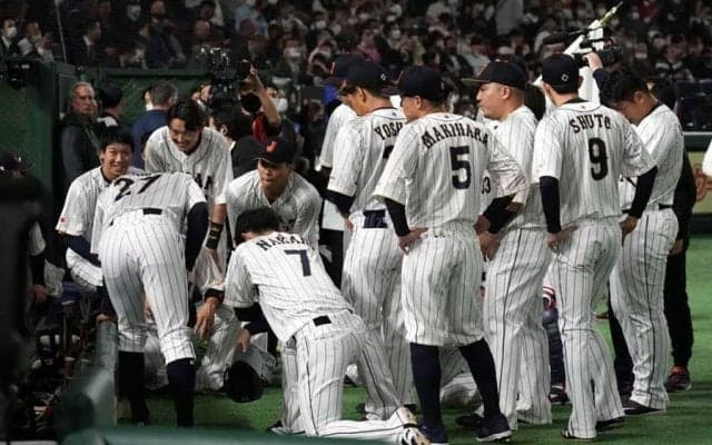 侍J、ベンチに鈴木誠也のユニホーム　怪我で無念の辞退も…一丸で世界一にむけ出陣