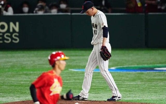 中国代表、日本育ちの1番打者の一発で反撃開始　2番手・戸郷が被弾、大谷は憮然