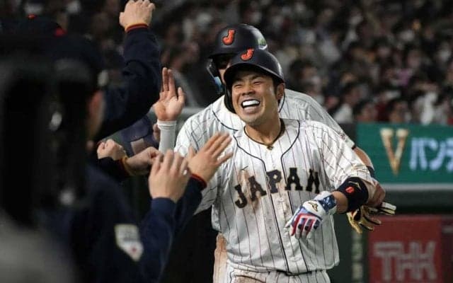 侍J、白星発進も課題残った拙攻16残塁　専門家が指摘する本戦前とのギャップ