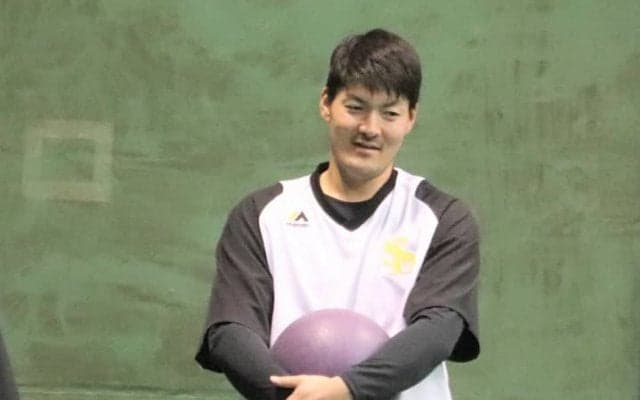 異次元補強のソフトバンクに暗雲　日本球界復帰した有原航平の「誤算」とは