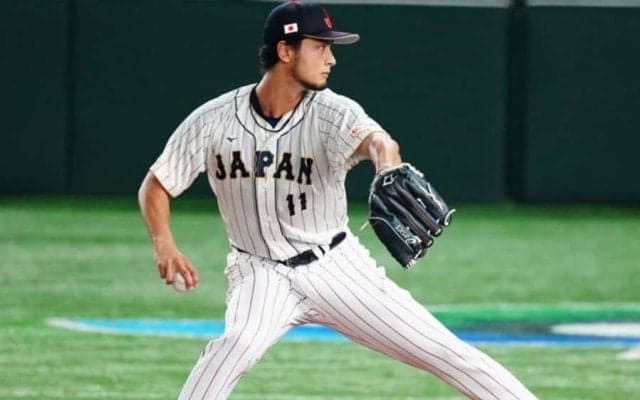 ダルビッシュ、初回3者凡退発進　最速154キロ、“日韓対決”さすがの立ち上がり