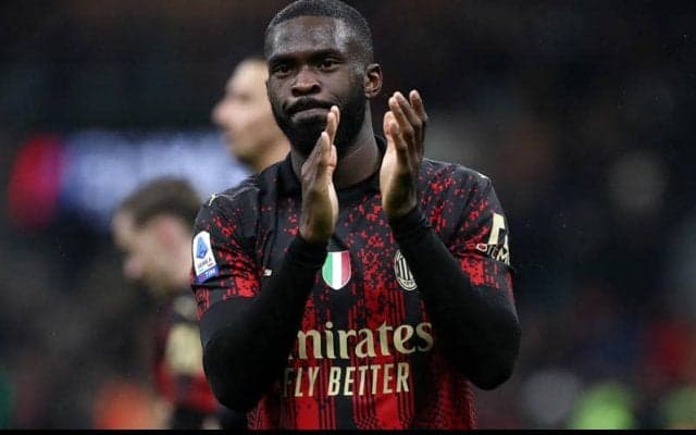 ミランの主軸として活躍するトモリ、イタリアでの充実強調　「この1分1秒をとても楽しんでいる」