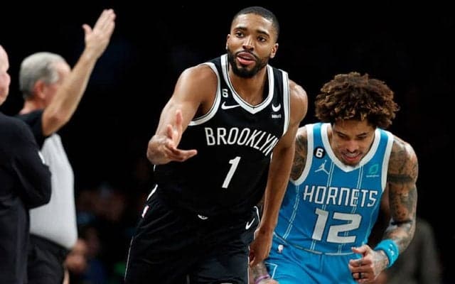 ウルブズにまさかの同点弾を決められるも…2度目の延長戦は許さずネッツが1点差で白星