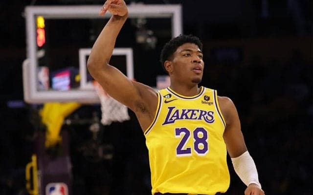 要所で地力を発揮したレイカーズがラプターズを下し3連勝…八村塁は16得点3リバウンドと躍動