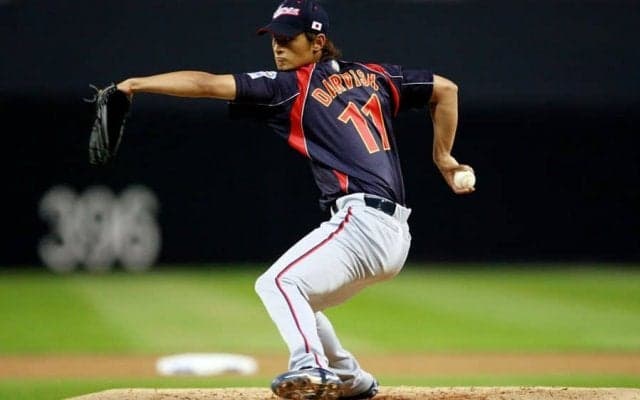 ダルビッシュの不安消した“元守護神”　持ち場奪われても…「足が震える場面」で男気